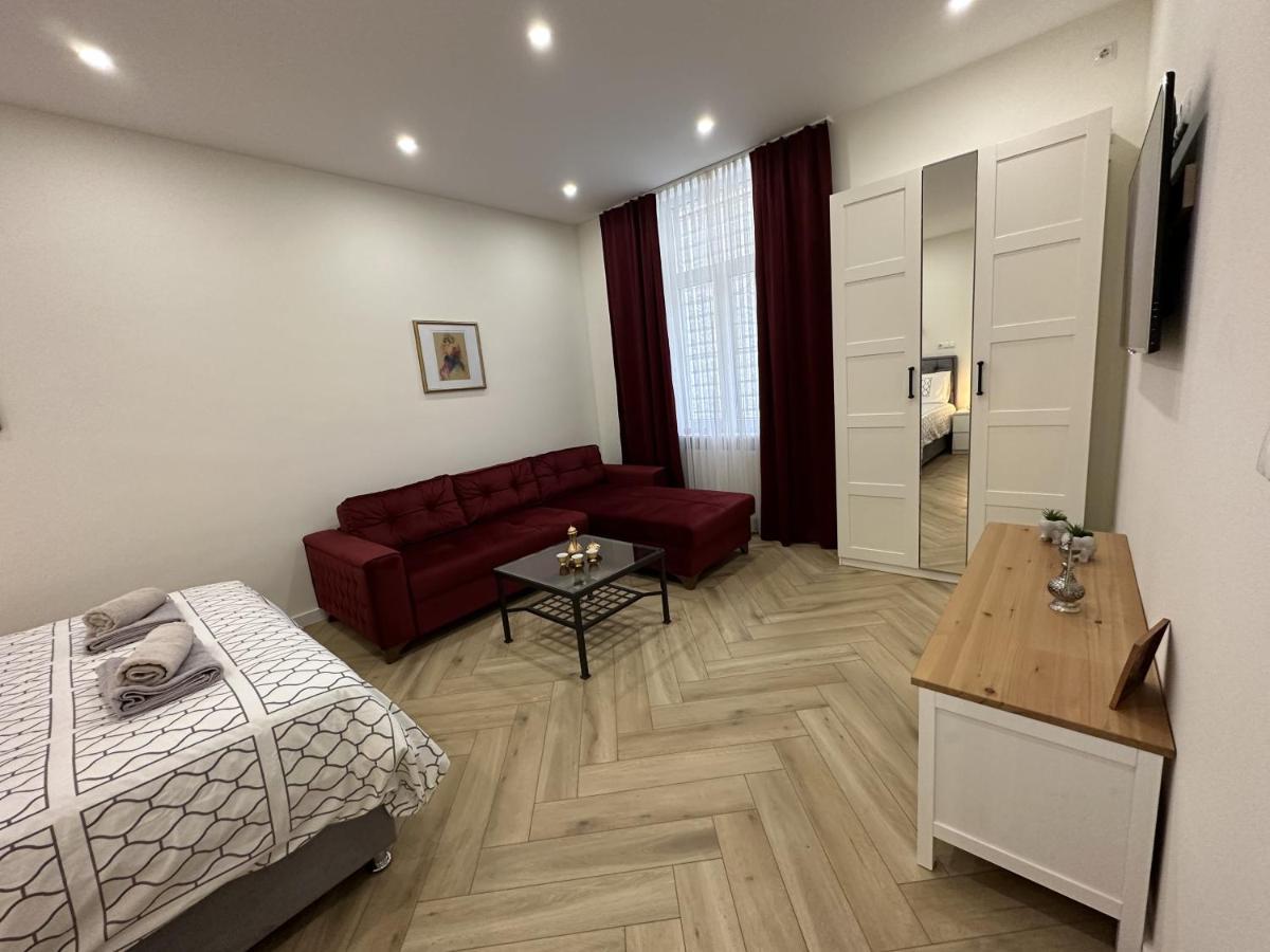 La Dolce Vita Apartments Сараево Екстериор снимка